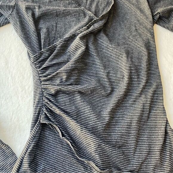 MAX STUDIO Long Sleeve Ruched Faux Wrap Top - Gray Striped Size Small - Picture 2 of 8